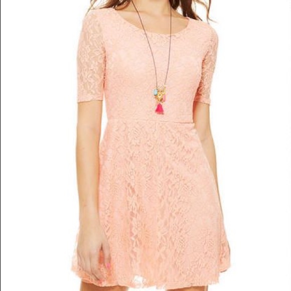 light pink short sleeve dress